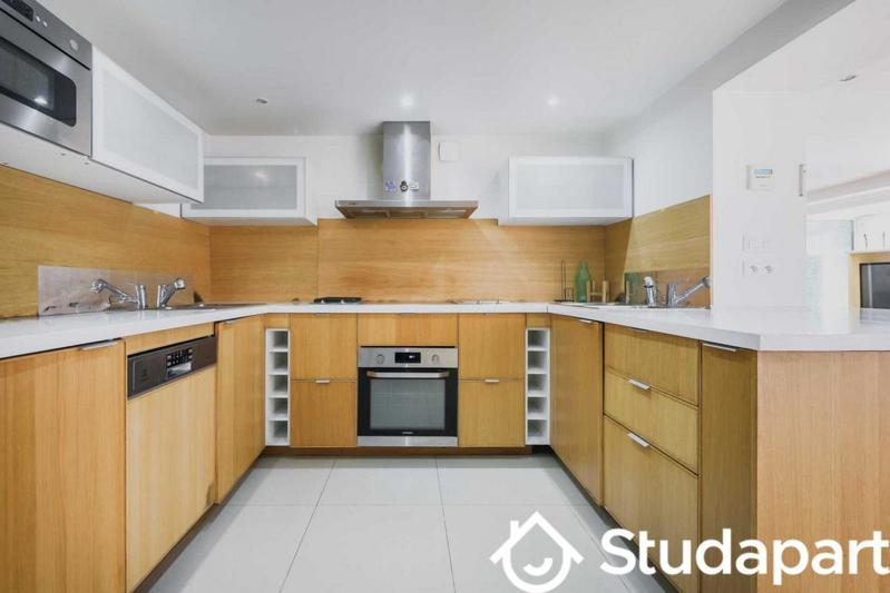 Appartement - 220 m² - 4 pièces