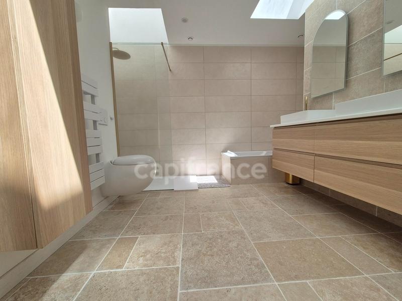 Maison - 150 m² - 6 pièces