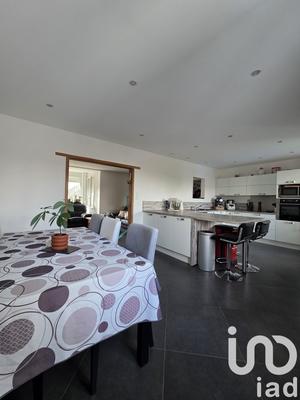 Maison - 128 m² - 6 pièces
