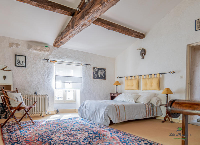 Maison - 320 m² - 9 pièces