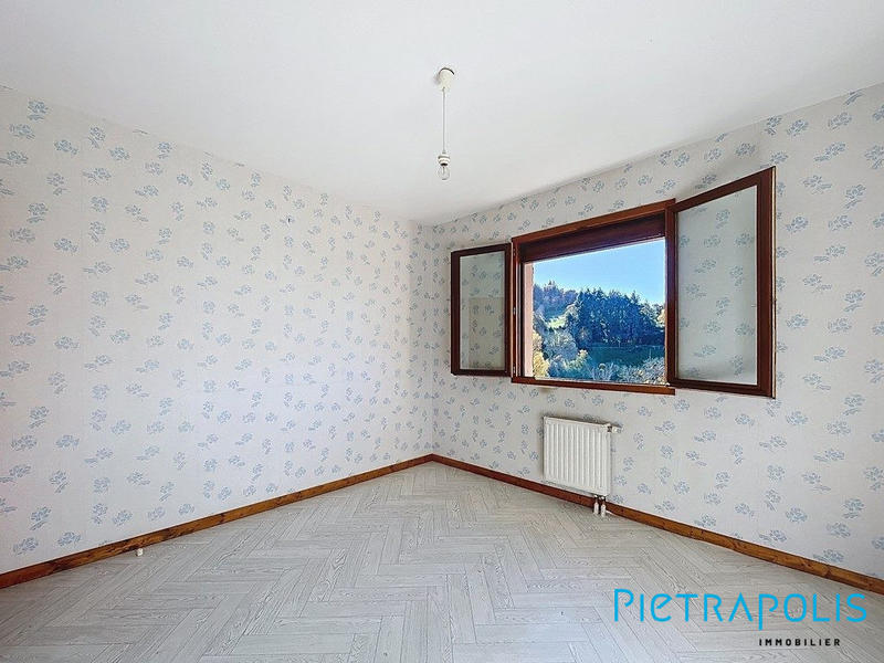 Villa - 93 m² - 4 pièces