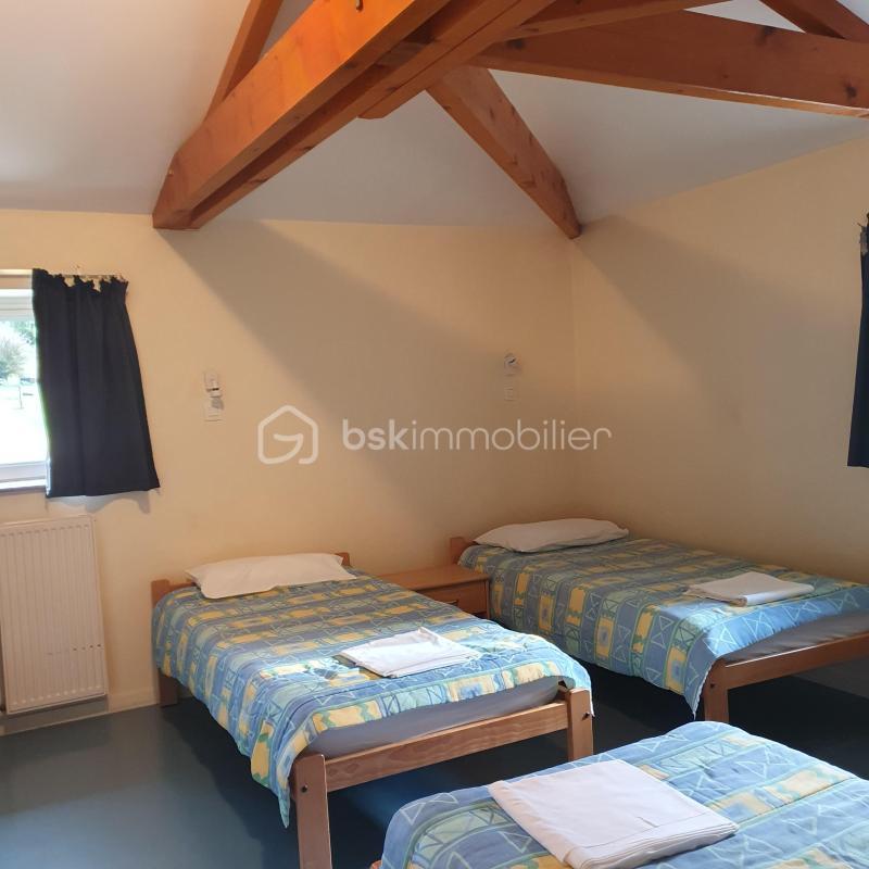 Maison chambre d'hôtes - 400 m² - 9 pièces