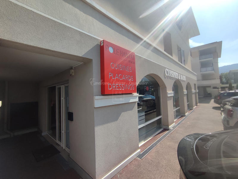 Local commercial - 85 m²