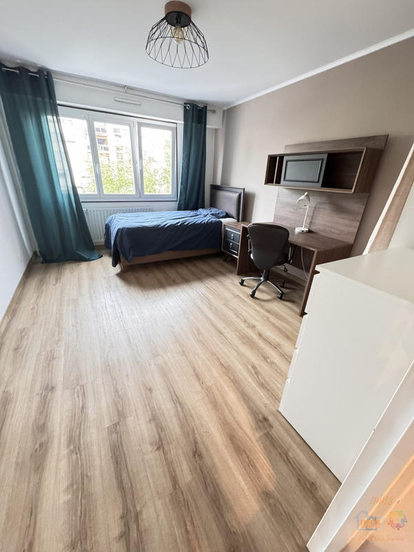 Appartement - 84 m² - 4 pièces