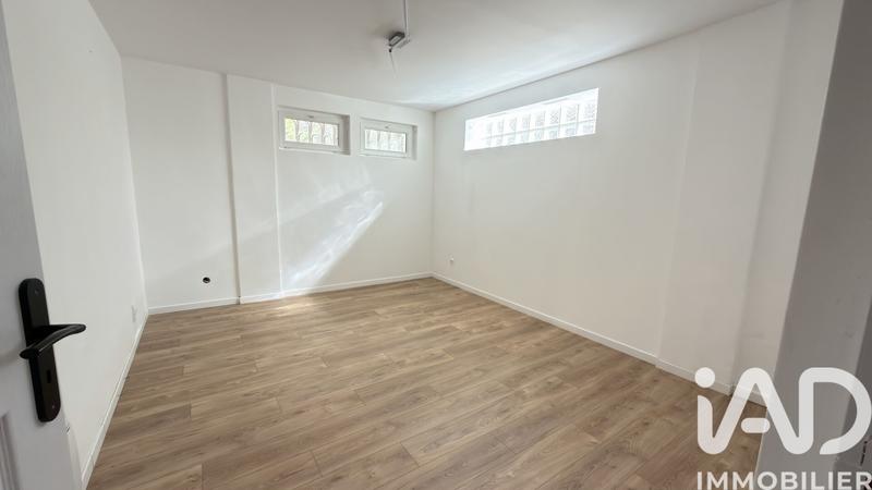 Maison - 272 m² - 10 pièces