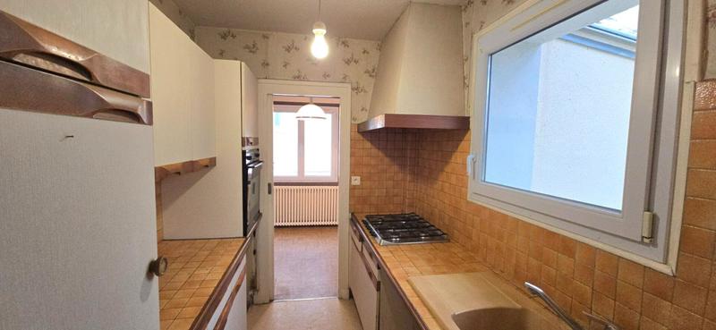 Maison - 82 m² - 5 pièces