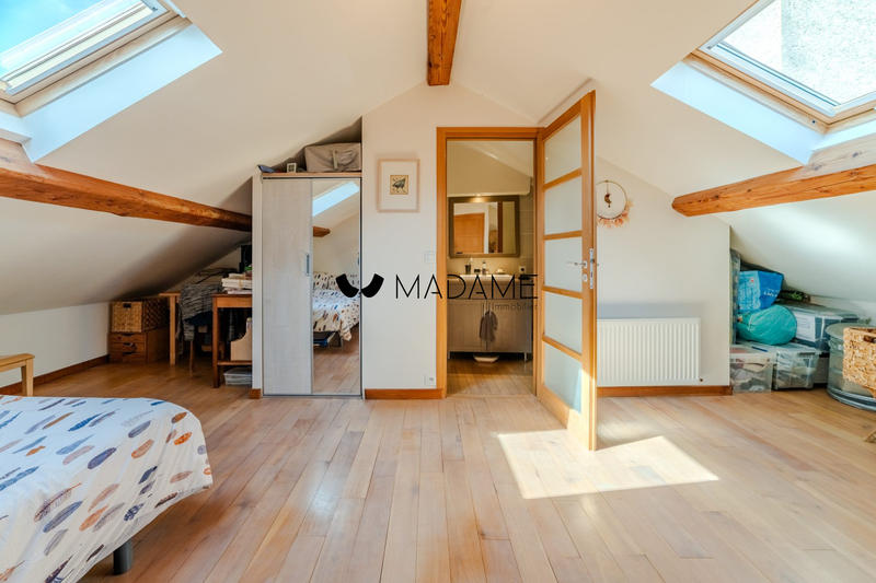 Maison - 110 m² - 5 pièces