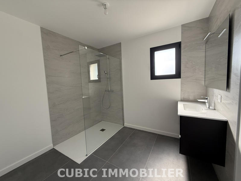 Villa - 101 m² - 4 pièces