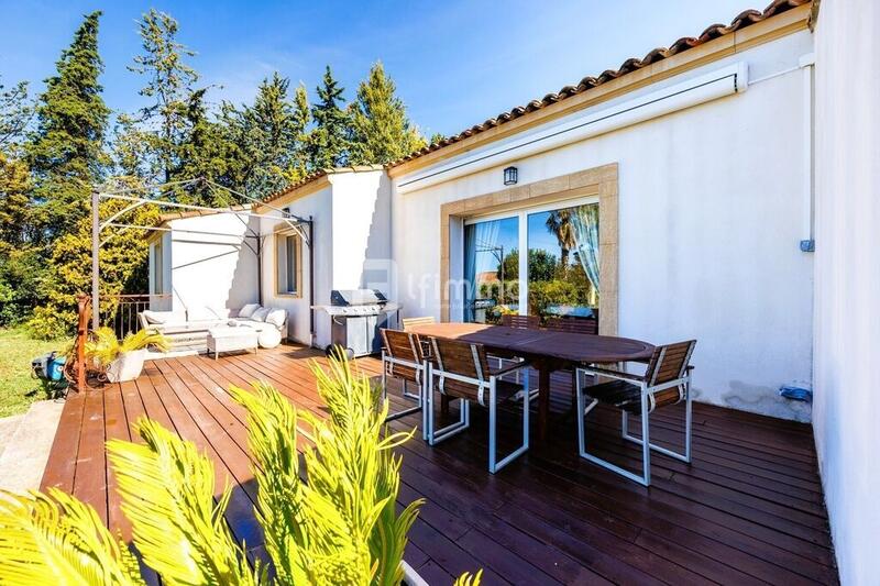 Propriété - 200 m² - 5 pièces