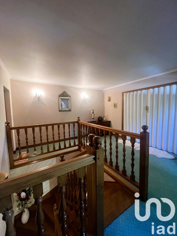 Maison - 204 m² - 10 pièces