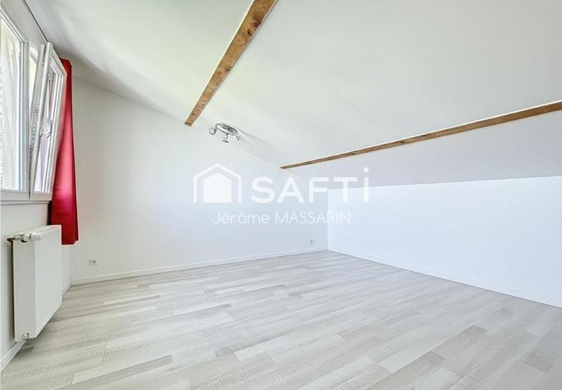 Maison - 205 m² - 8 pièces