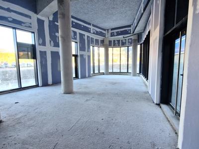 Local commercial - 188 m² - 2 pièces