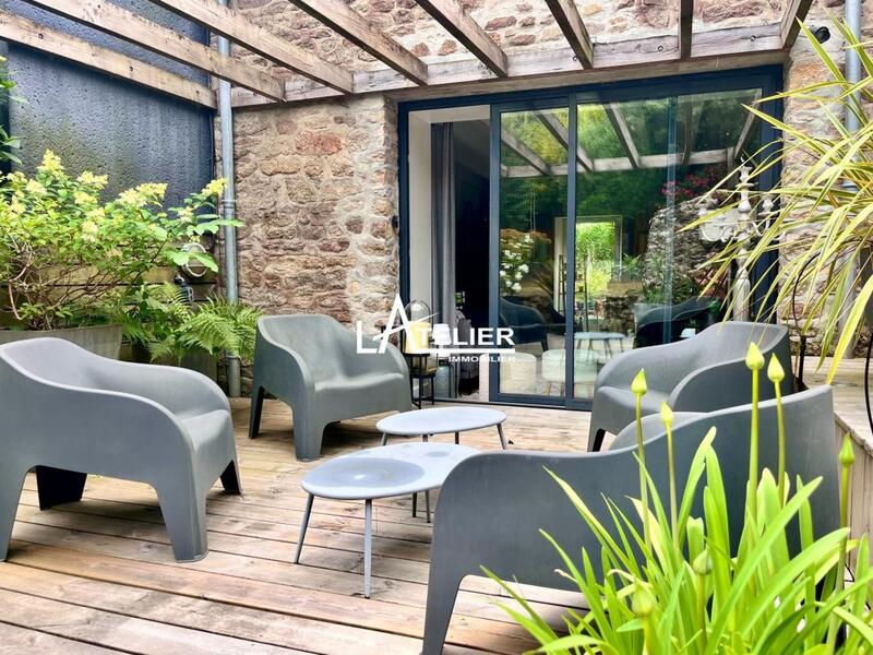 Maison en pierre - 150 m² - 5 pièces