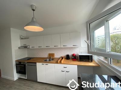 Chambre - 12 m² - 1 pièce