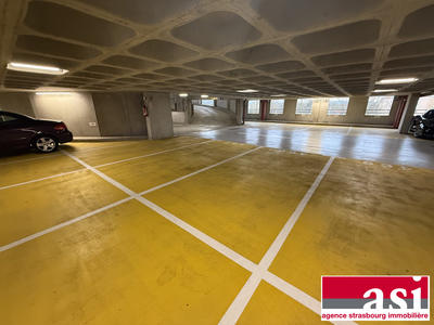 Parking / Garage - 12 m²