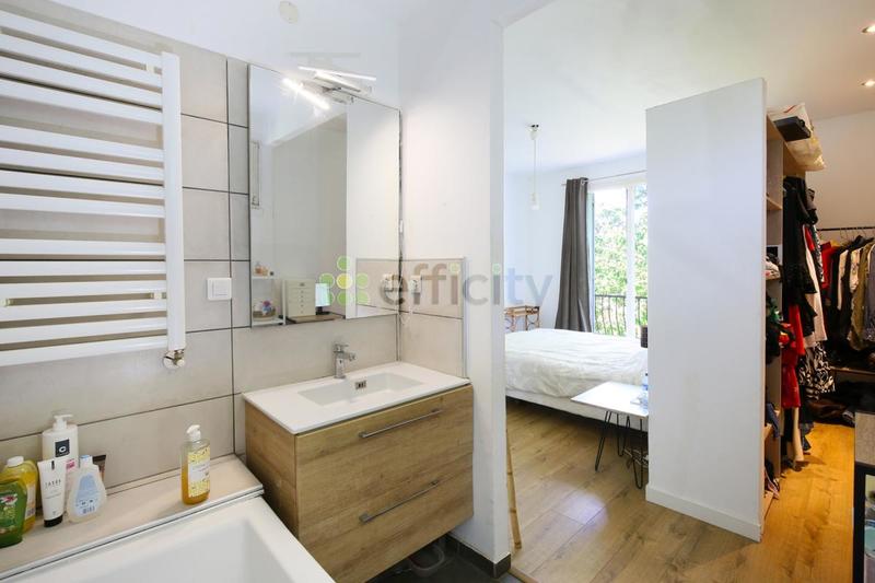 Maison - 93 m² - 5 pièces