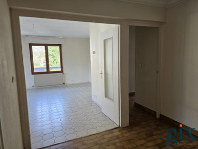 Appartement - 77 m² - 3 pièces