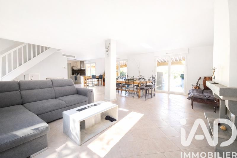 Maison - 158 m² - 5 pièces