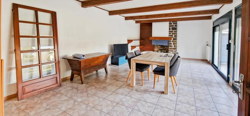 Maison - 110 m² - 5 pièces