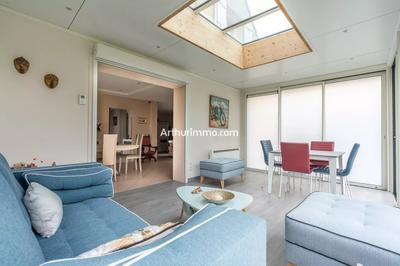 Maison - 155 m² - 7 pièces