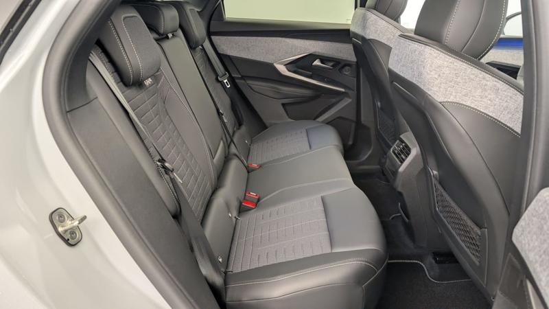 Peugeot 3008 Hybrid 145 e-Dcs6 Gt