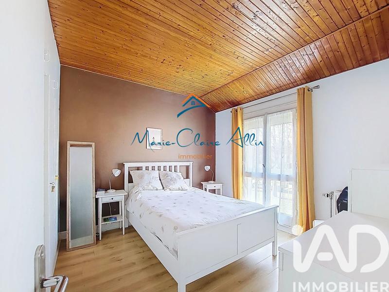 Maison - 104 m² - 4 pièces
