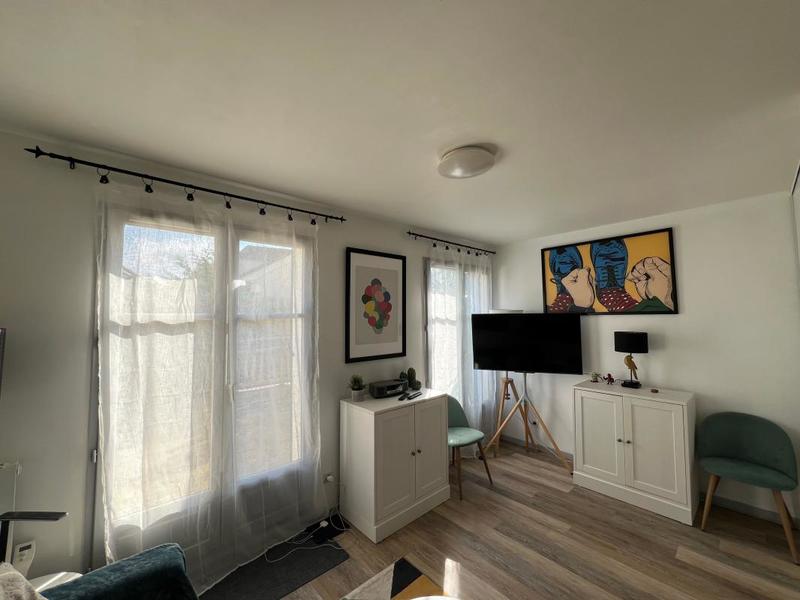 Studio - 24 m² - 1 pièce