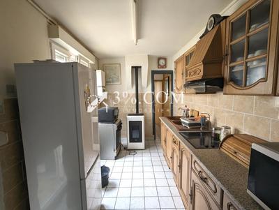 Maison - 97 m² - 5 pièces