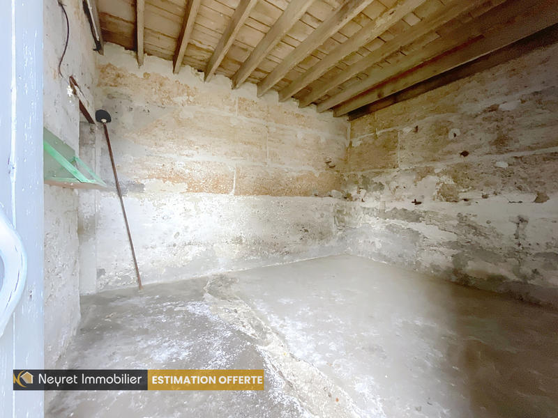 Propriété - 172 m² - 6 pièces