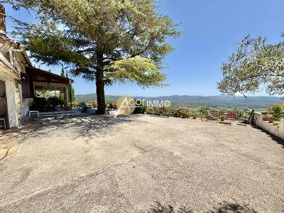 Maison - 98 m² - 4 pièces