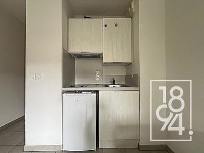 Studio - 18 m² - 1 pièce