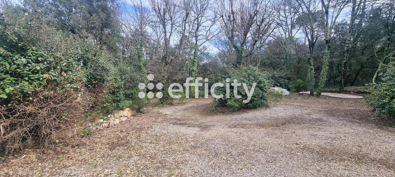 Maison - 180 m² - 6 pièces