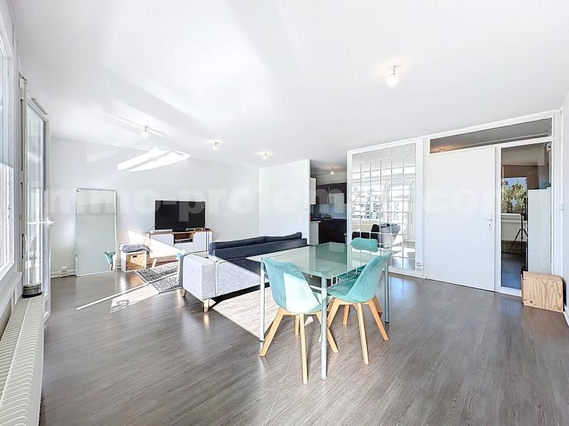 Appartement - 80 m² - 4 pièces