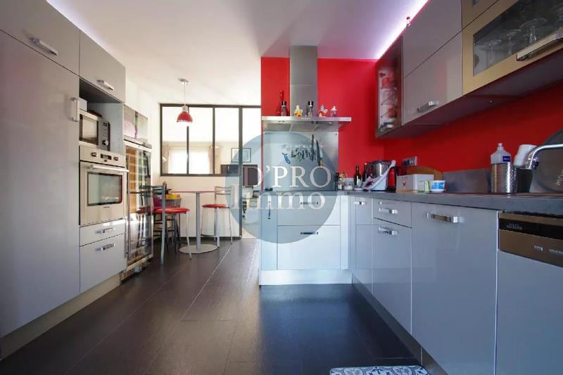 Maison - 161 m² - 6 pièces