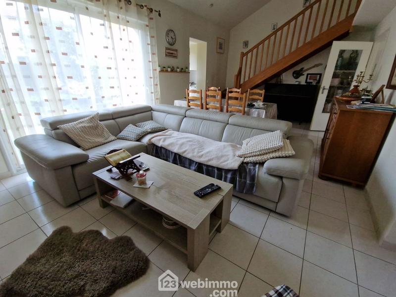 Maison - 86 m² - 4 pièces