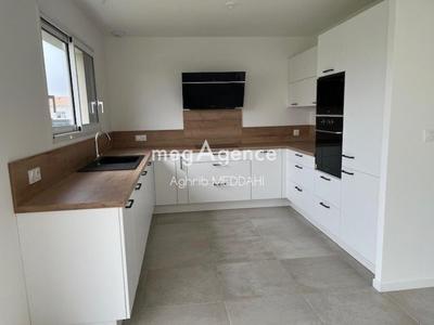 Maison - 150 m² - 5 pièces