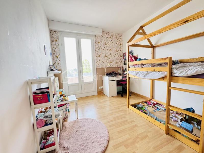 Appartement - 165 m² - 6 pièces