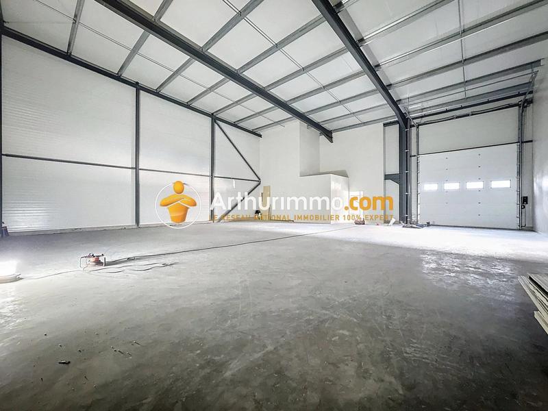 Bureau - 417 m² - 2 pièces