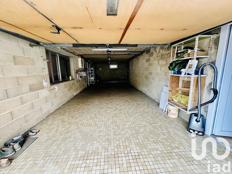 Maison - 209 m² - 8 pièces