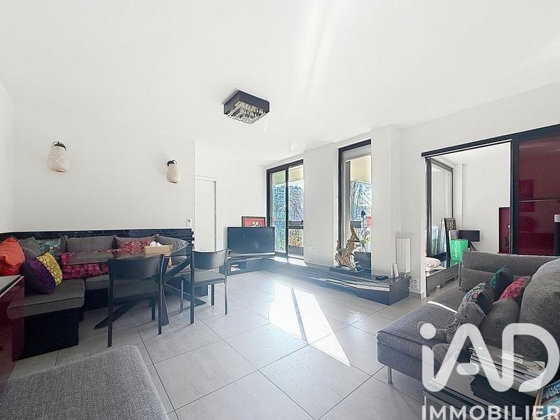 Appartement - 69 m² - 2 pièces