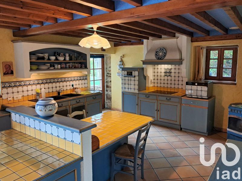 Maison - 234 m² - 5 pièces