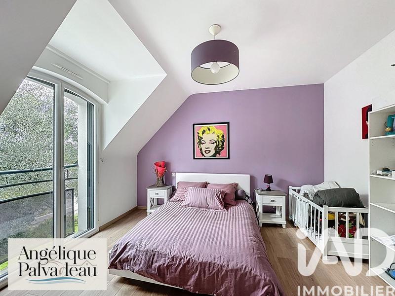 Maison - 217 m² - 7 pièces