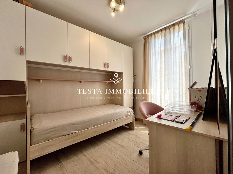 Appartement - 70 m² - 5 pièces