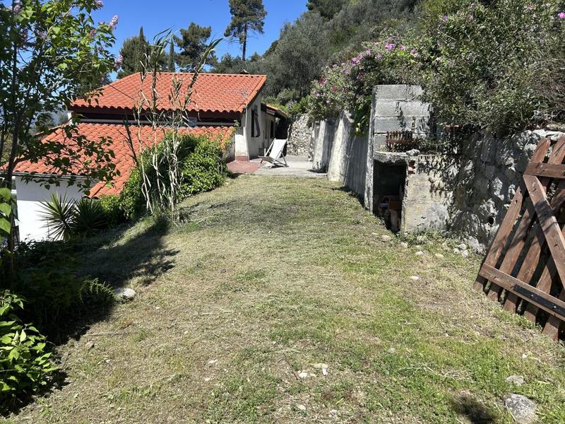 Maison - 201 m² - 5 pièces