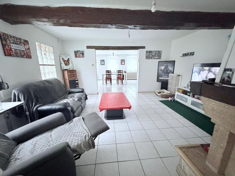 Maison - 216 m² - 4 pièces