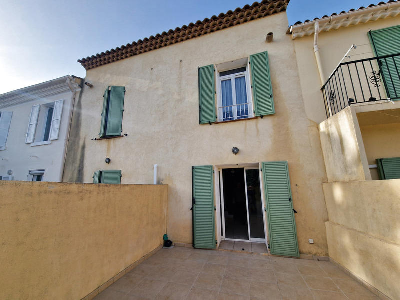 Maison - 140 m² - 8 pièces