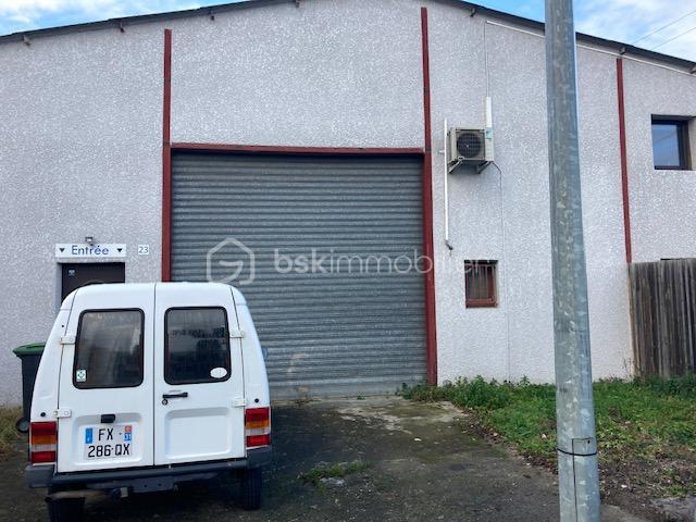 Local commercial - 204 m² - 8 pièces