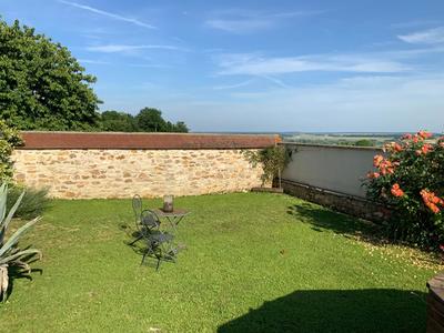 Maison - 270 m² - 10 pièces