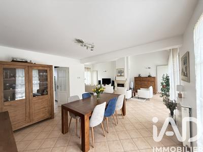Maison - 142 m² - 7 pièces