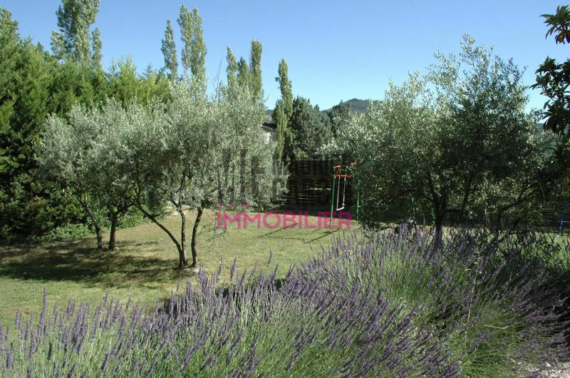 Maison - 325 m² - 10 pièces